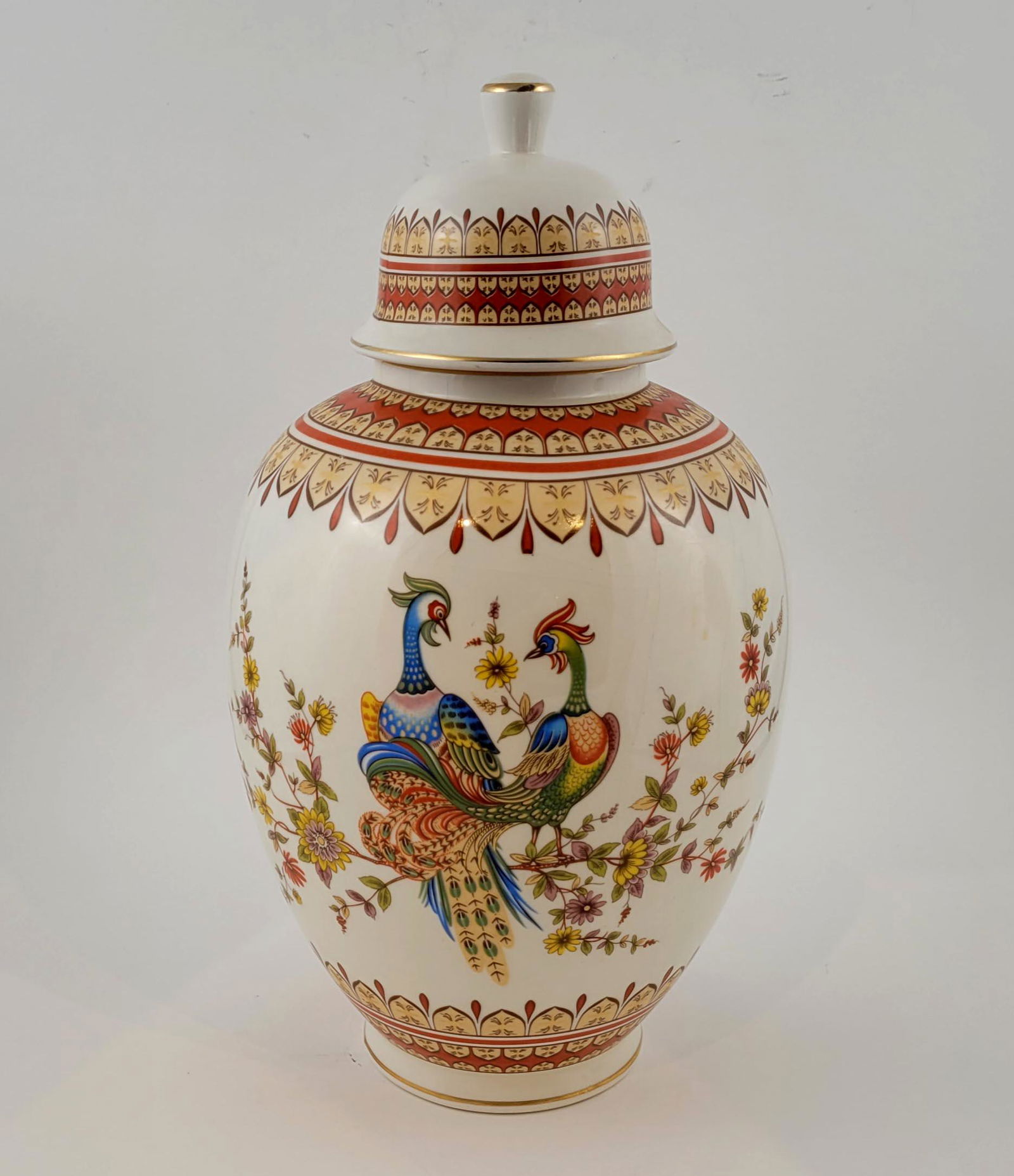 Chinese Porcelain Covered Urn (1 of 4)