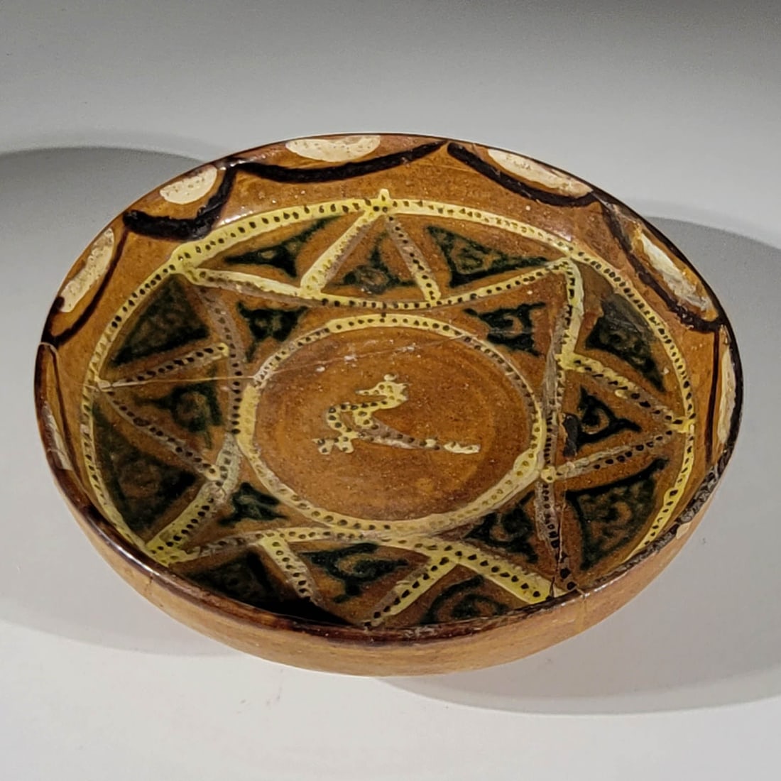 Samanid Pottery Dish (1 of 3)