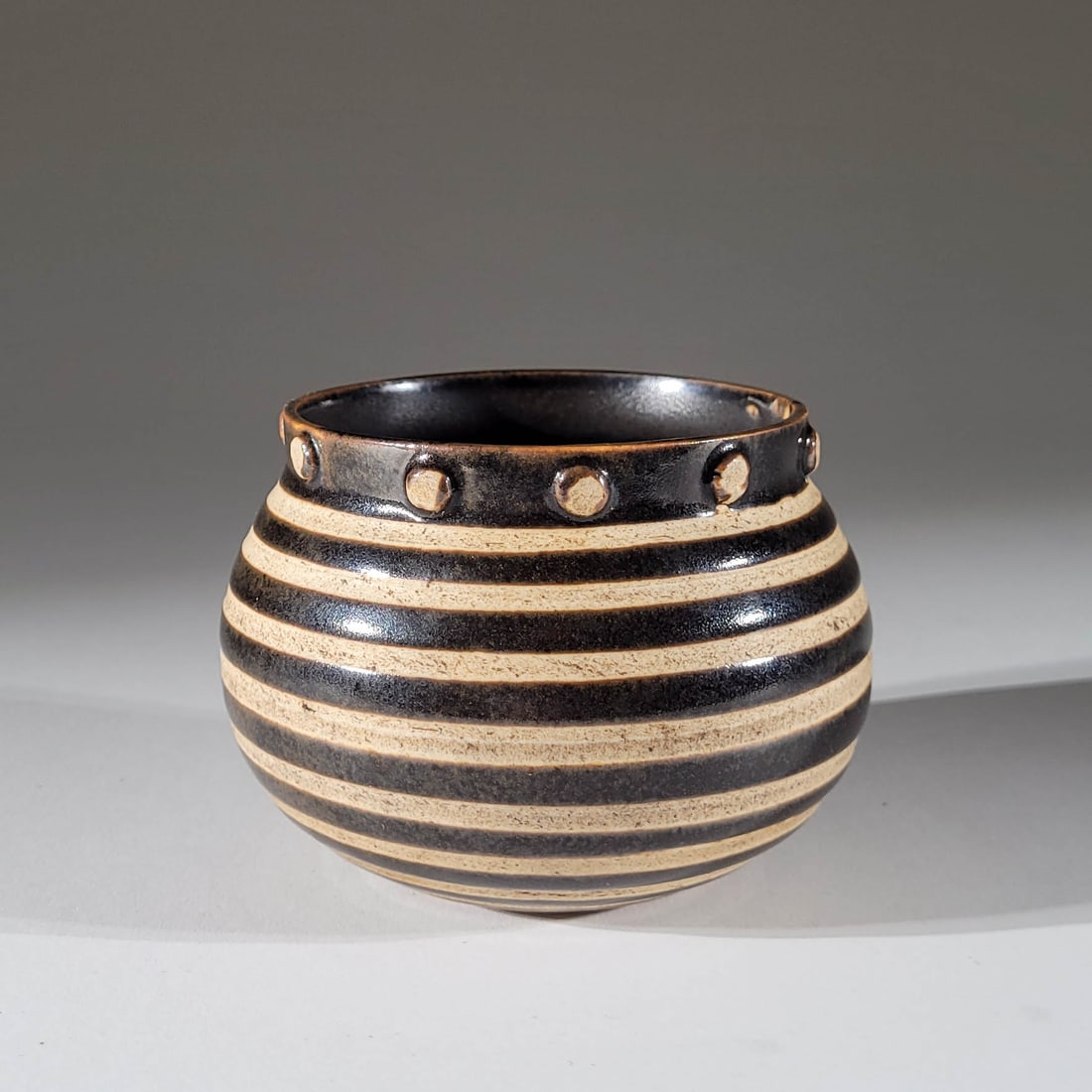 Chinese Cut Pottery Rice Measuring Cup (1 of 2)