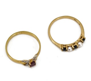 Two 14 Kt Gold Rings with Gemstones and Pearls