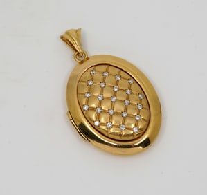 14 kt Gold Locket Pendant Inset with Diamonds