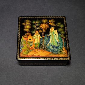 Signed Russian Palekh Lacquered Jewelry Box with Fairytale Scene