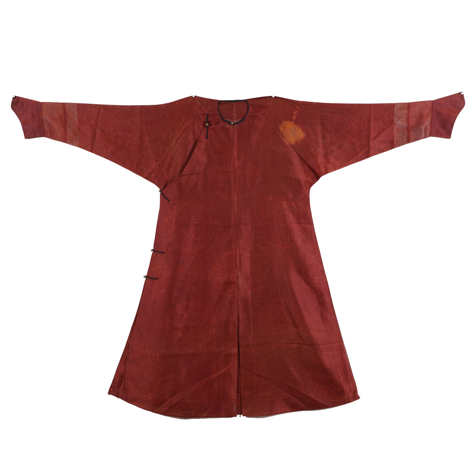 Chinese Silk Gauze Summer Robe: Chinese silk gauze summer robe. Clasps enclose the robe and line its right side while airy scalloped cuffs cover the tops of the wearer's hands. Late Qing Dynasty/mid 1800s. Dimensions: 52 1/2 x 74 in