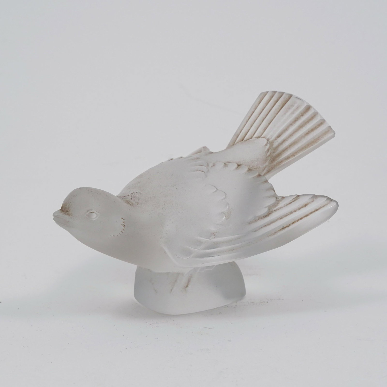 Lalique Frosted Crystal Dove / Bird Figure (1 of 3)