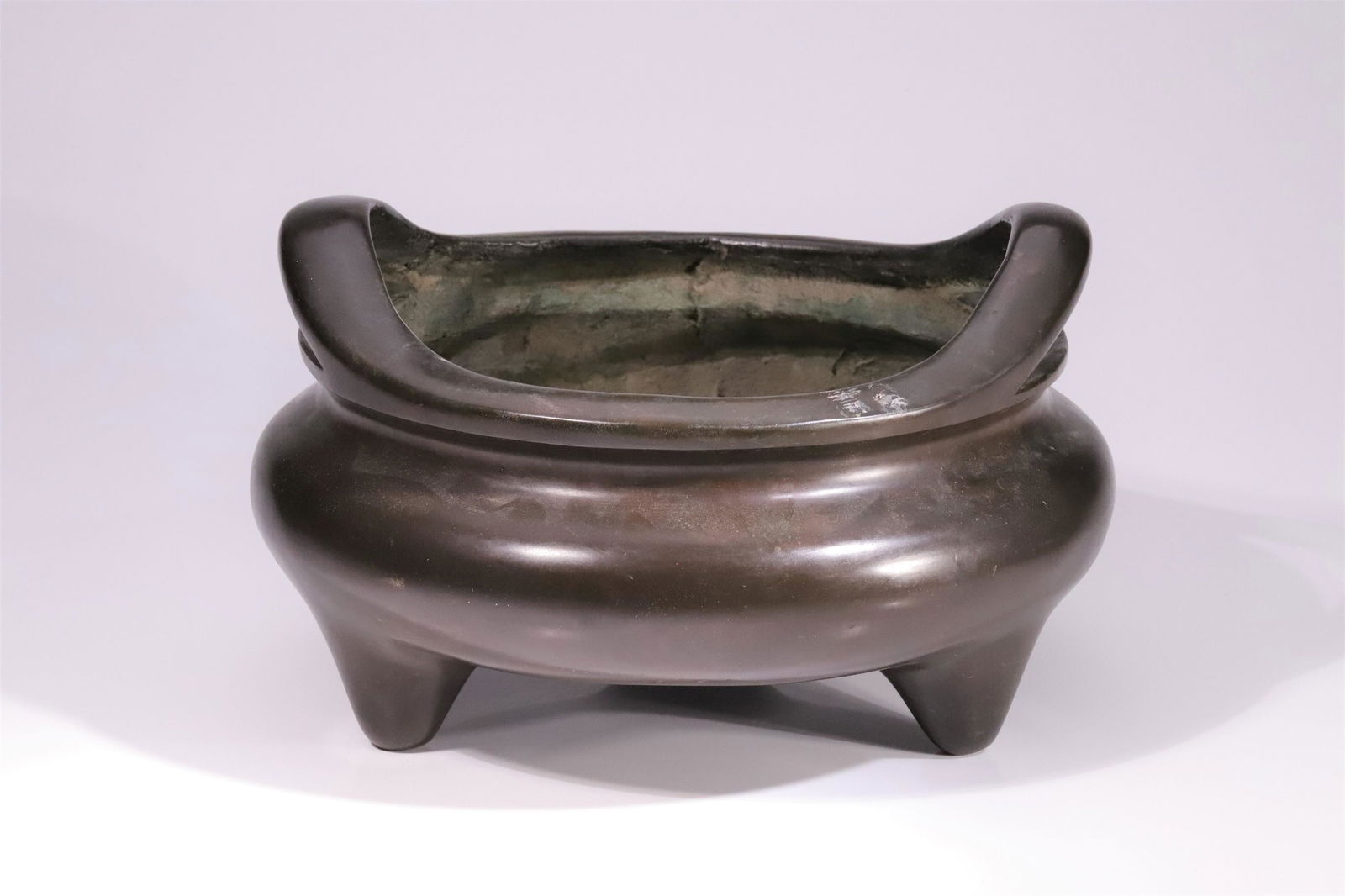 INCENSE BURNER (1 of 1)