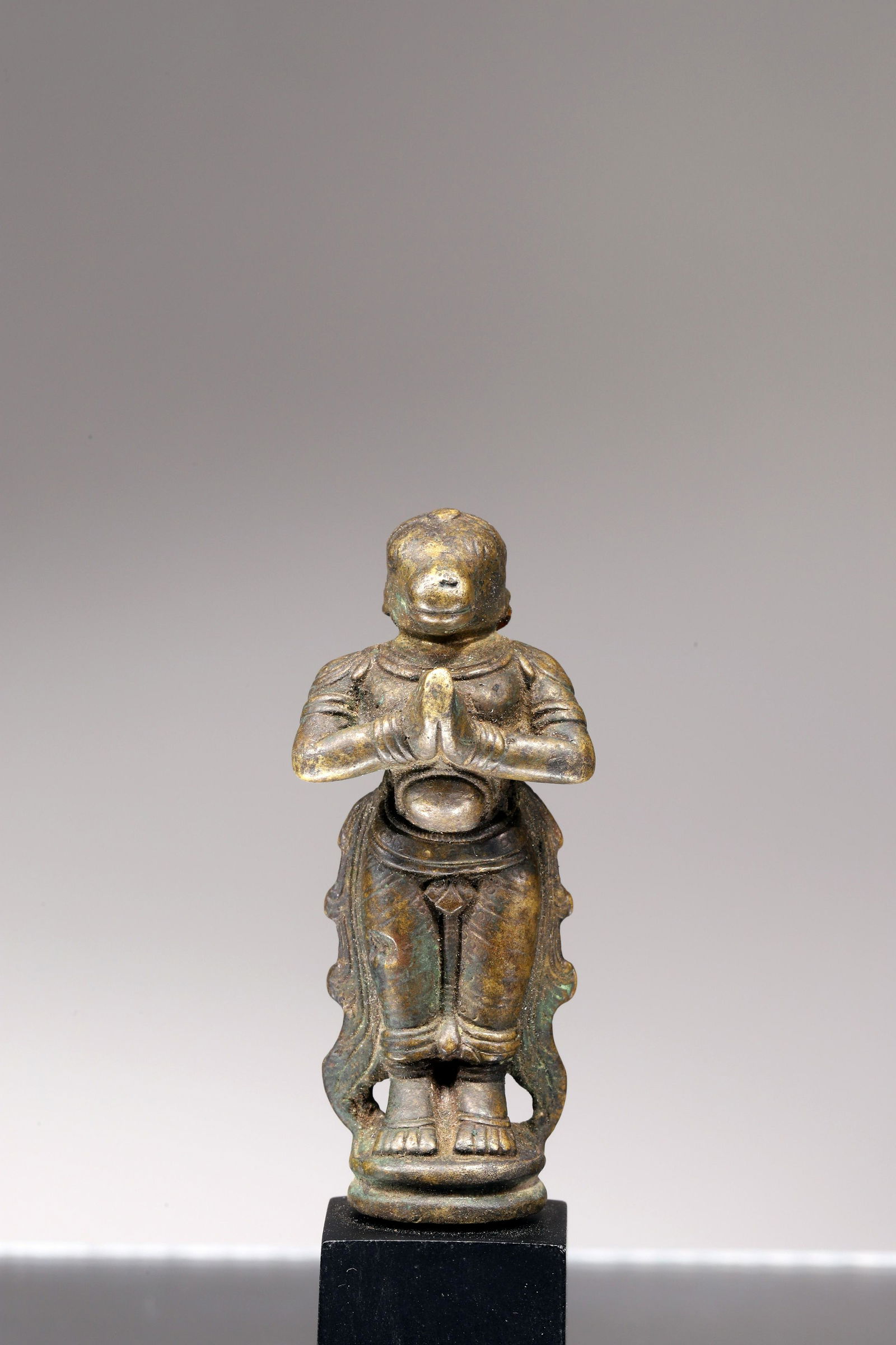 NANDI AS ATTENDANT (1 of 4)