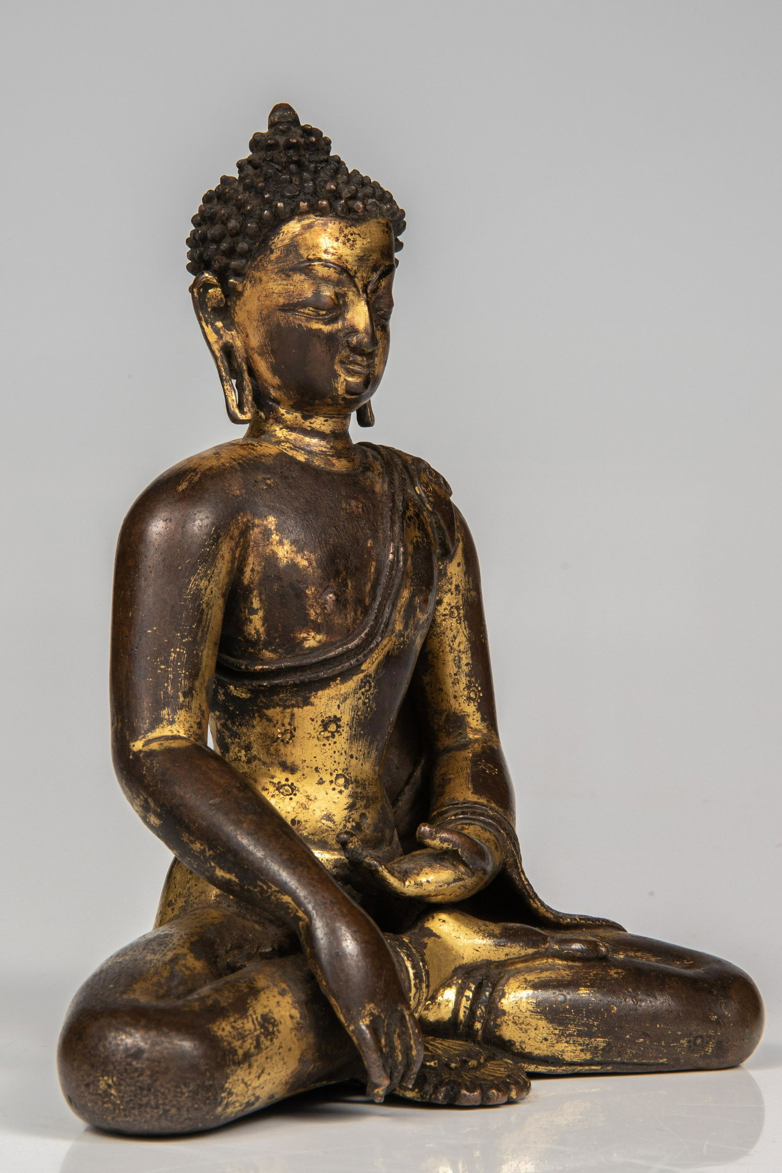 SEATED BUDDHA (1 of 13)