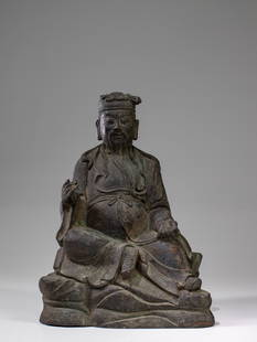 SCHOLAR - IV DONG BIN: Bronze China , Ming Dynasty ( 1368 - 1644 ) Dimensions: Height 28 cm Width 20 cm Depth 13 cm Weight: 4306 grams Lu Dong Bin is a scholar and poet living in the Tang Dynasty and he was elevated to the