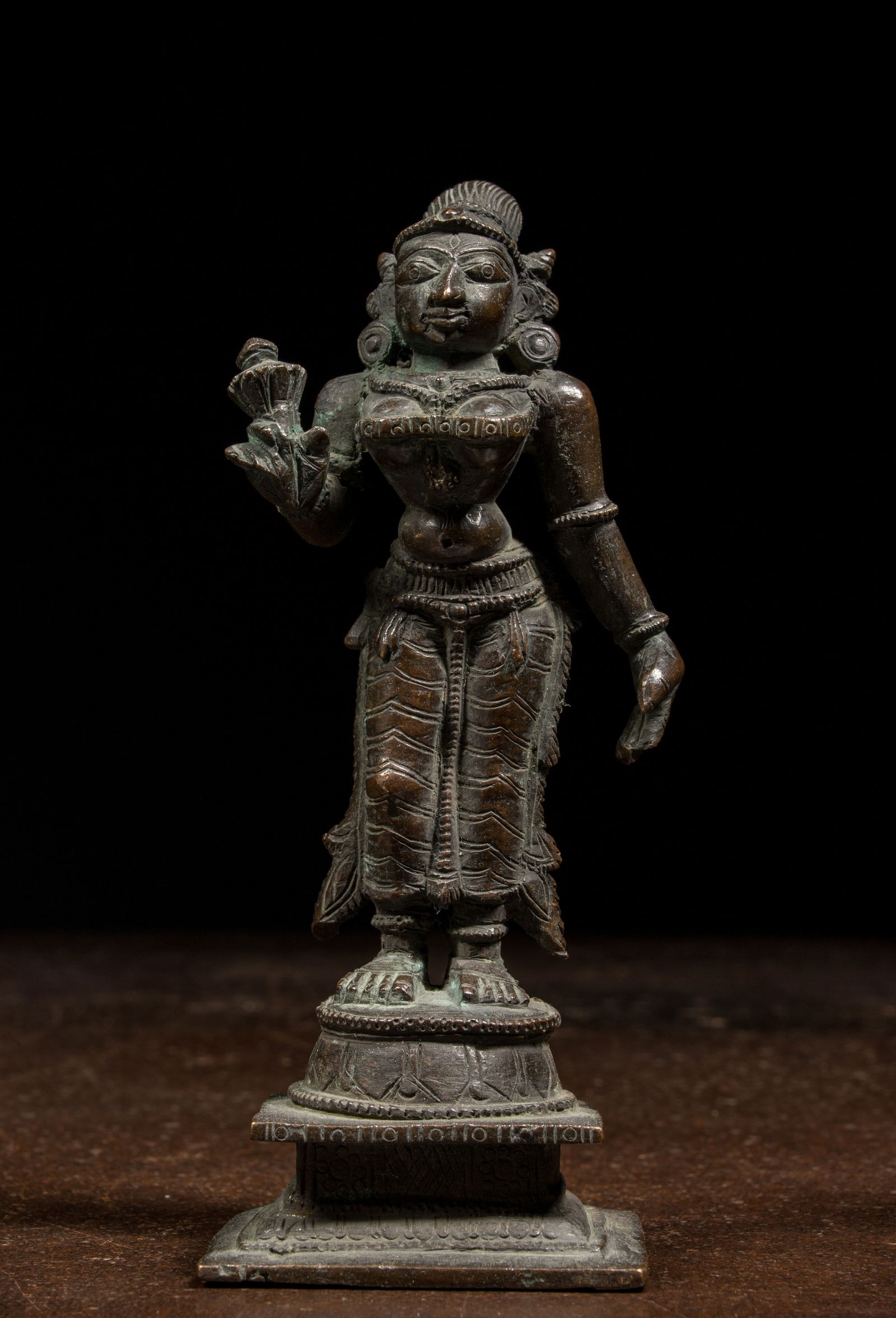 STANDING BRONZE BHU DEVI INDIA 18TH CENTURY (1 of 6)