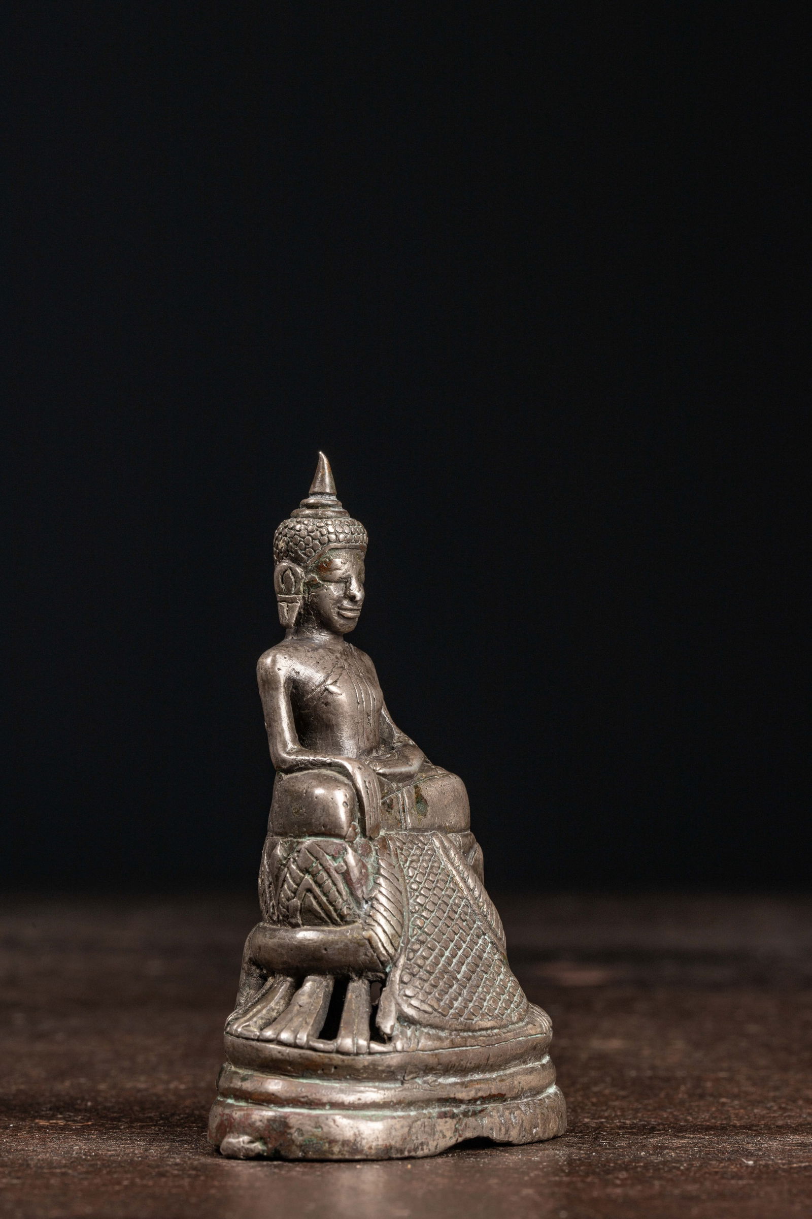(R) A SEATED SILVER ALLOY BRONZE BUDDHA BURMA 18TH CENTURY (1 of 6)
