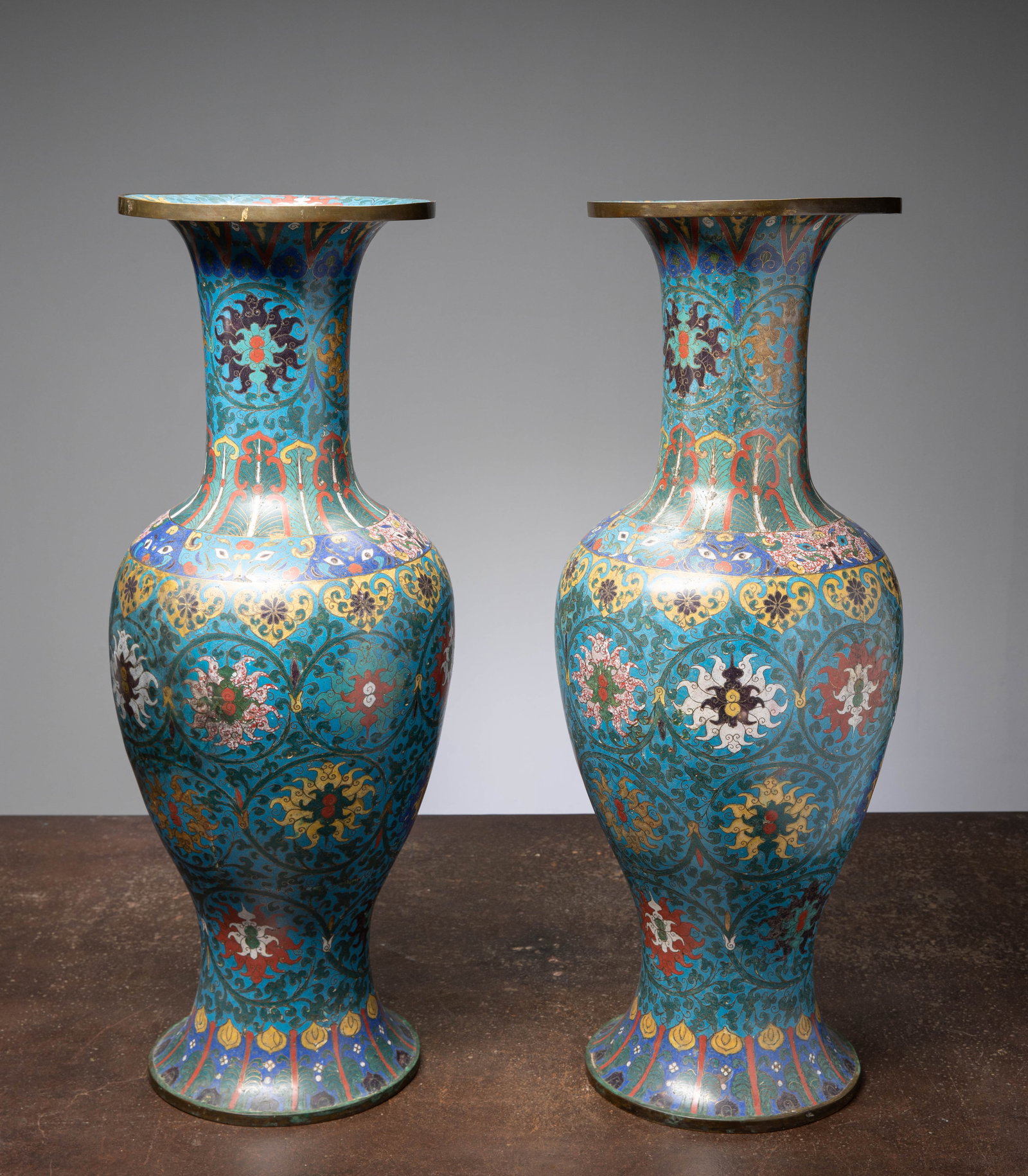 (R) A PAIR LARGE CLOISSONNE VASES, CHINA 18TH CENTURY (1 of 2)