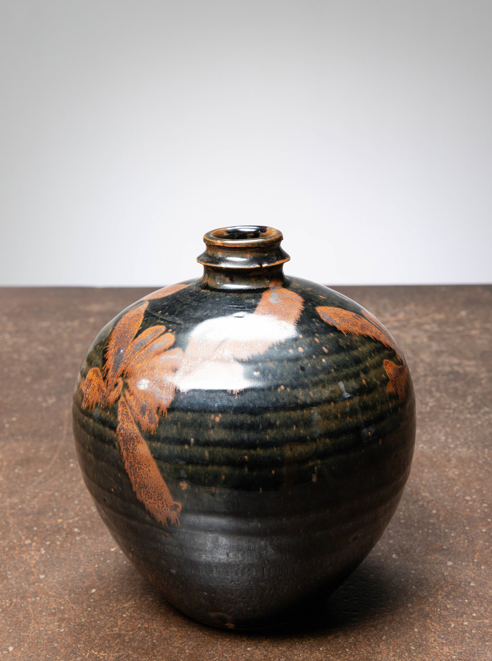 (R) A HENAN BLACK-GLAZED VASE WITH SPLASH DECORATION, CHINA , EARLY MING DYNASTY (1 of 1)