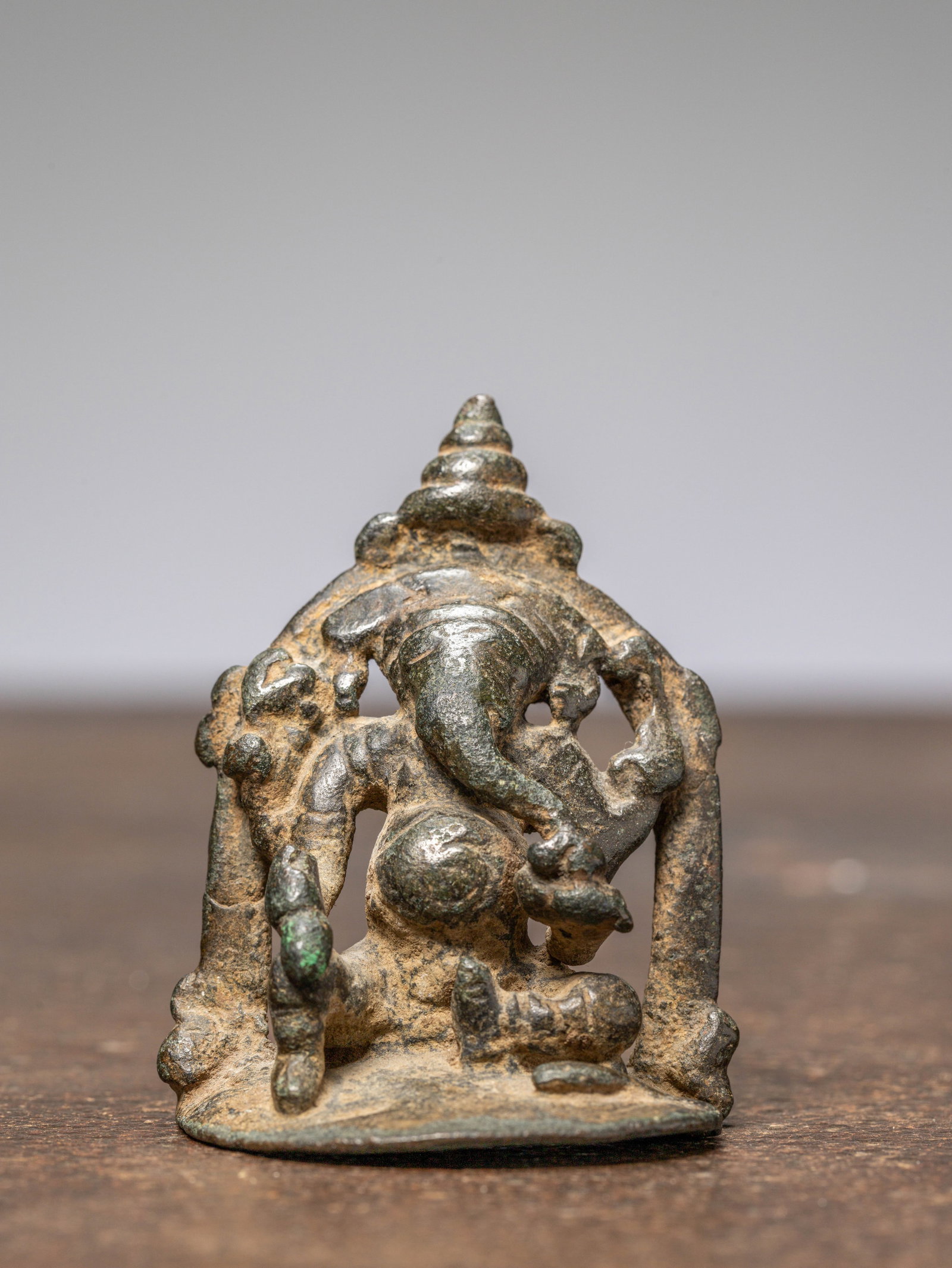 A SEATED BRONZE GANESHA, INDIA, 16TH CENTURY (1 of 6)