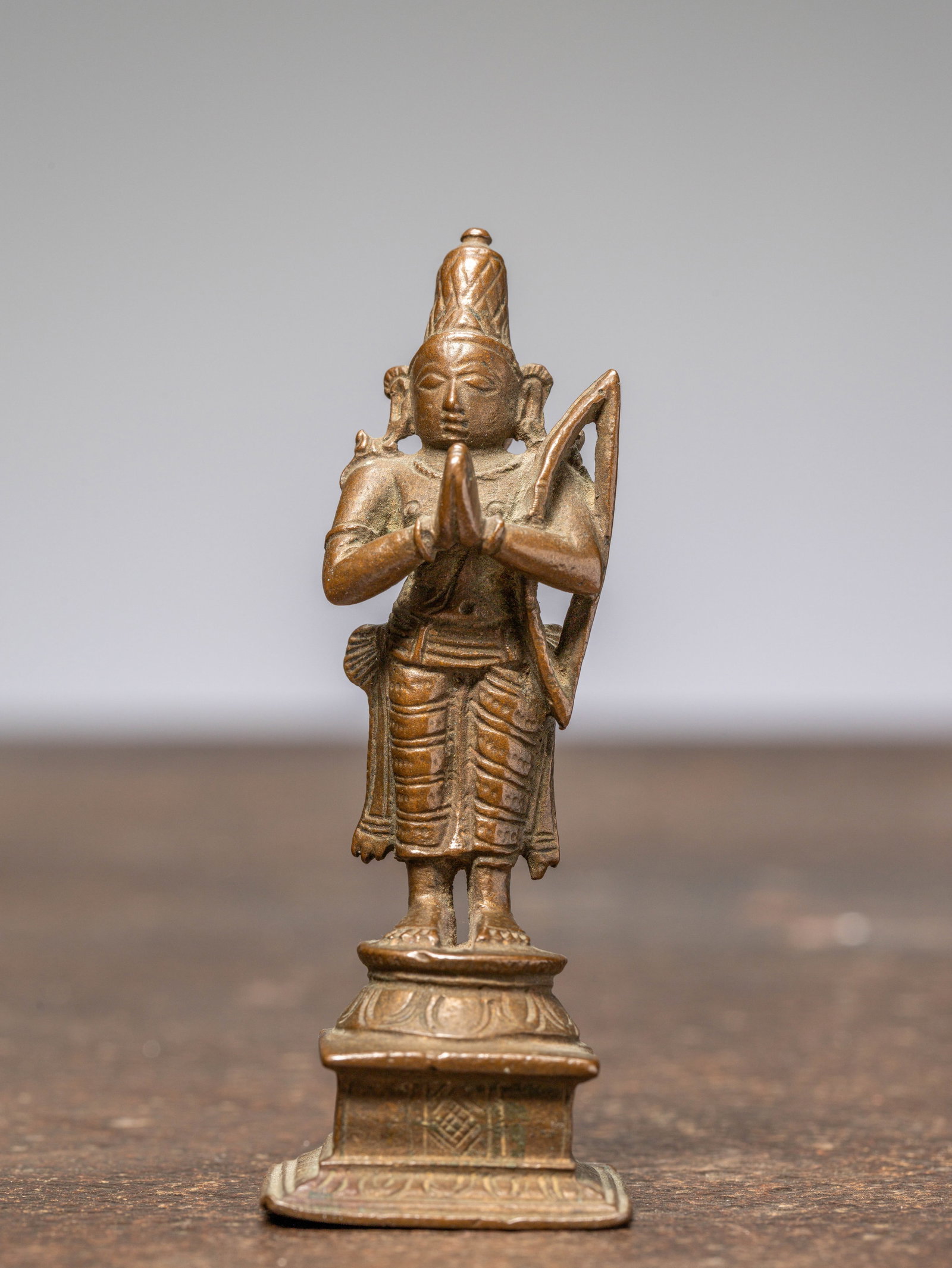 A DELICATE STANDING BRONZE STATUE OF RAMA, INDIA, 18TH CENTURY (1 of 6)
