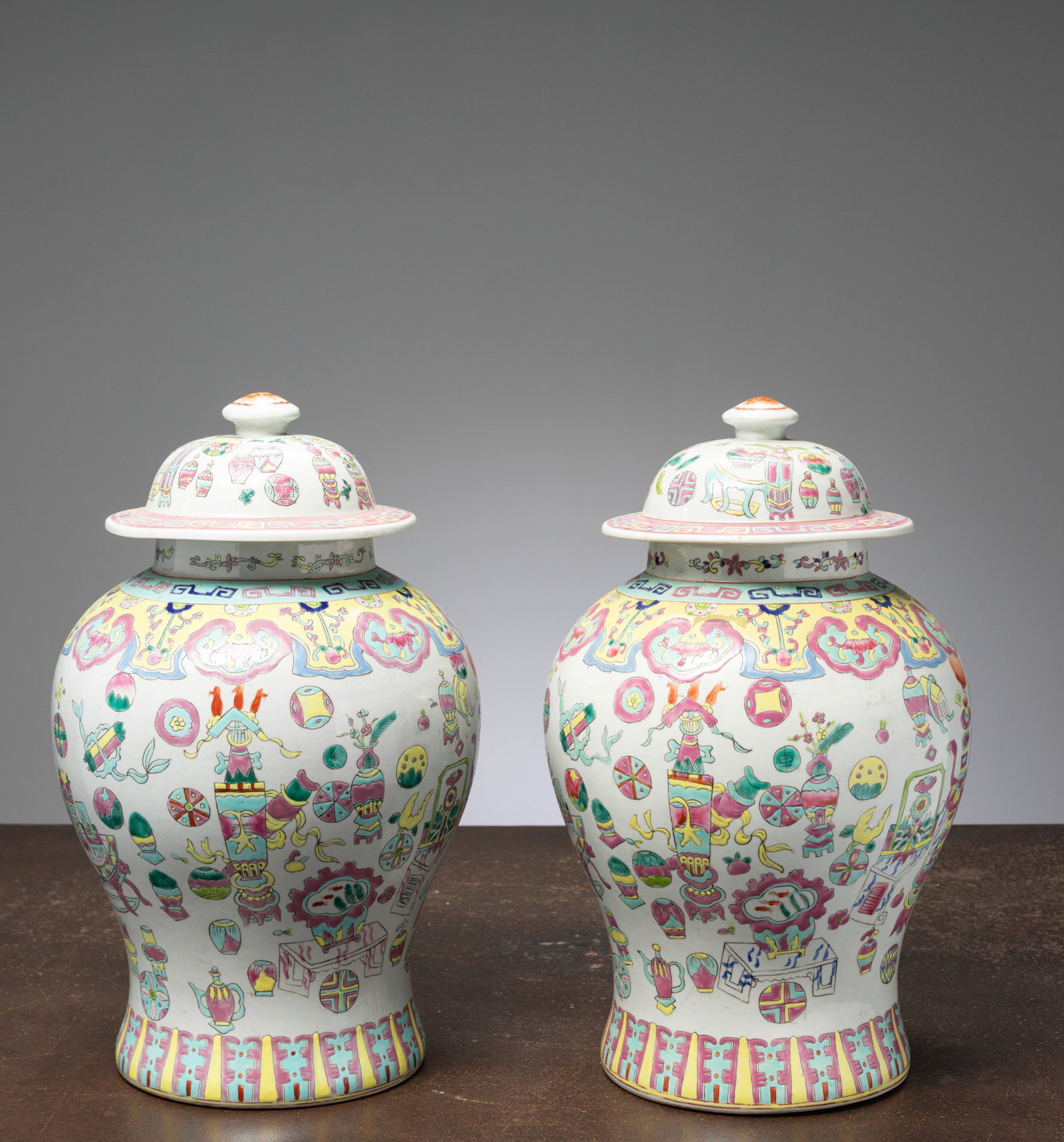 (R) A PAIR OF CHINESE DOUCAI PORCELAINE JARS AND COVERS, CHINA 19TH CENTURY: Dimensions: Height 44 cm Wide 27 cm Depth 27 cm each Weight: 10.220 grams both A fine and decorative pair of Chinese doucai porcelain jars and covers