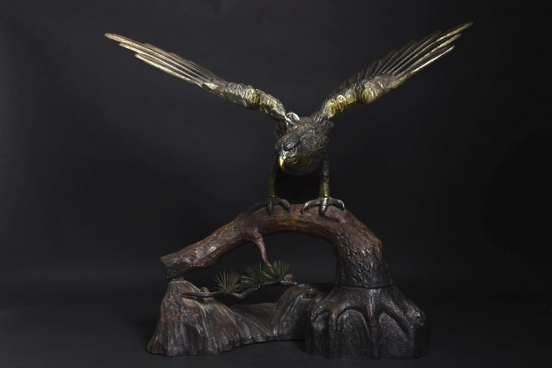 A BRONZE EAGLE SHAPED ORNAMENT, SHOWA PERIOD (1 of 5)