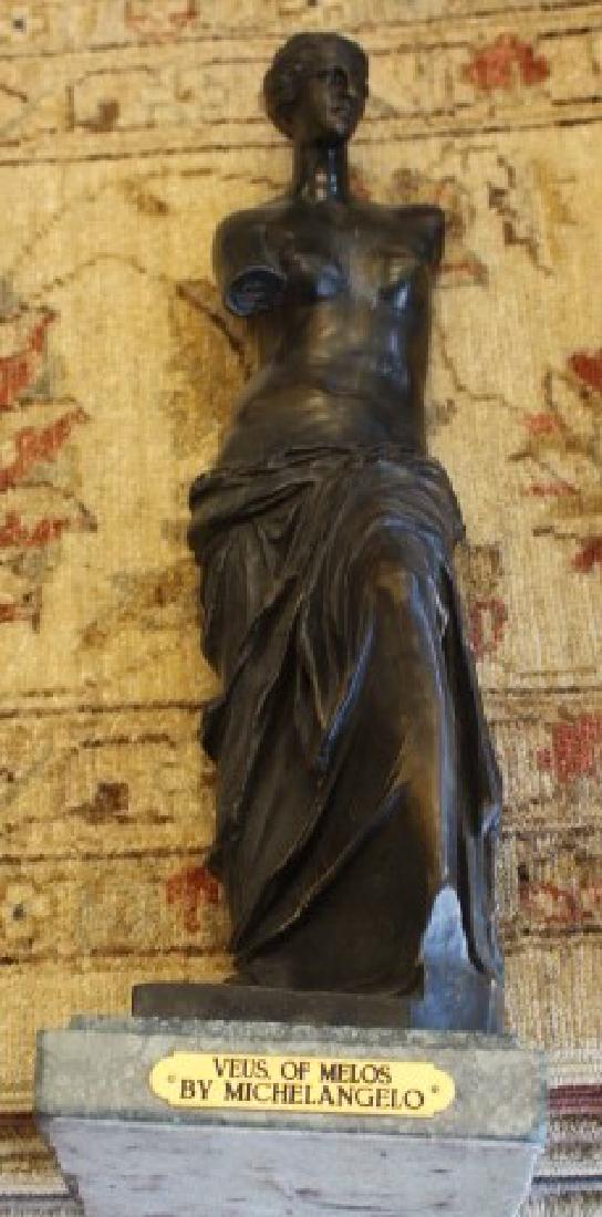 Italian Antique Bronze Venus of Melos Sculpture 18",: Antique Bronze Venus of Melos Famous Sculpture: Michelangelo di Lodovico Buonarroti Simoni born March 1475 – February 1564) Dimensions: 18.00x6.00x6.00 inches* Weight: 16-lbs* Artist Name: Michelang