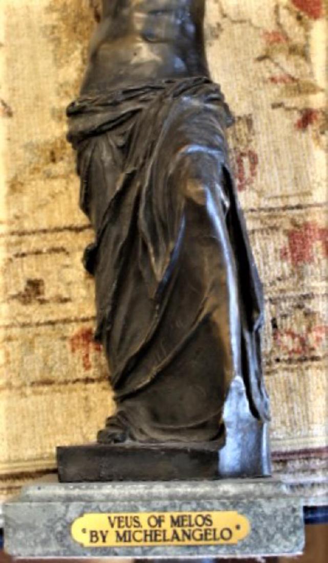 Italian Antique Bronze Venus of Melos Sculpture 18",: Antique Bronze Venus of Melos Famous Sculpture: Michelangelo di Lodovico Buonarroti Simoni born March 1475 – February 1564)