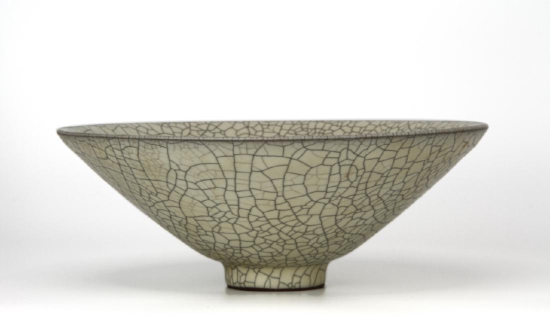 Chinese Large Crackled Glazed Bowl (1 of 11)