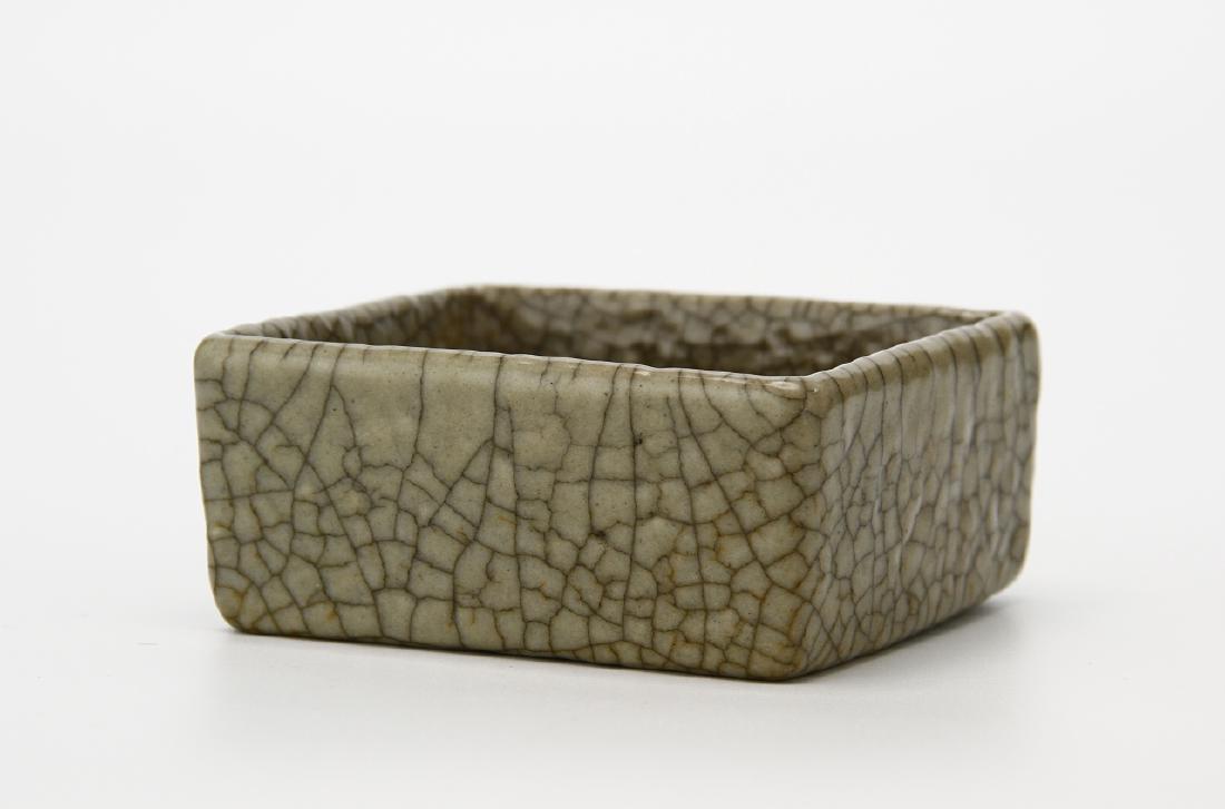 Chinese Ko-Type Square Brush Washer (1 of 9)