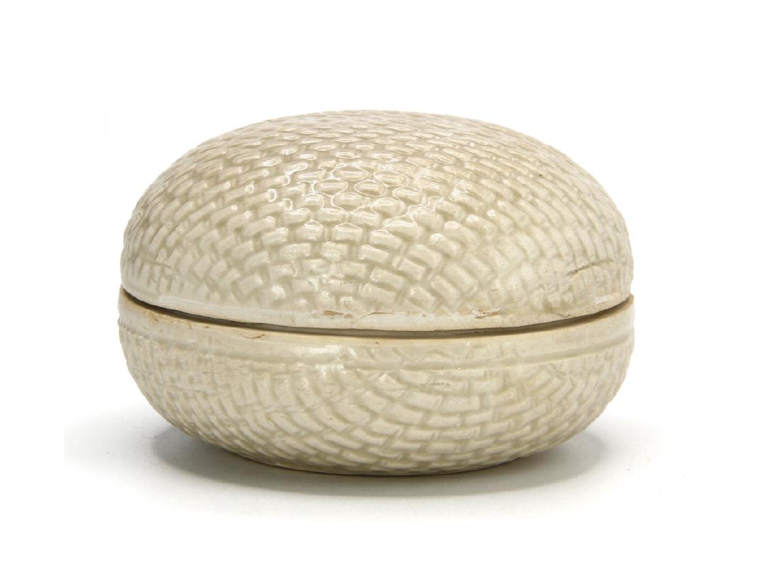 Rare White Ting Seal Paste Box and Cover (1 of 6)