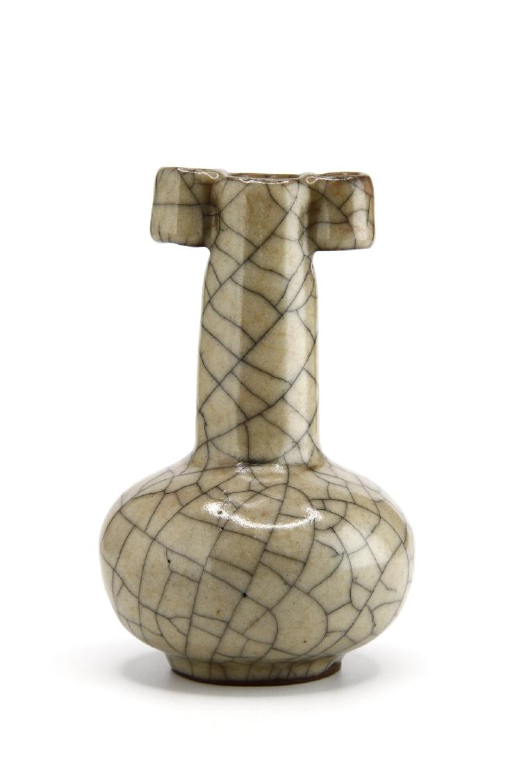 Rare Ko Ware Arrow-Head Bottle Vase (1 of 10)