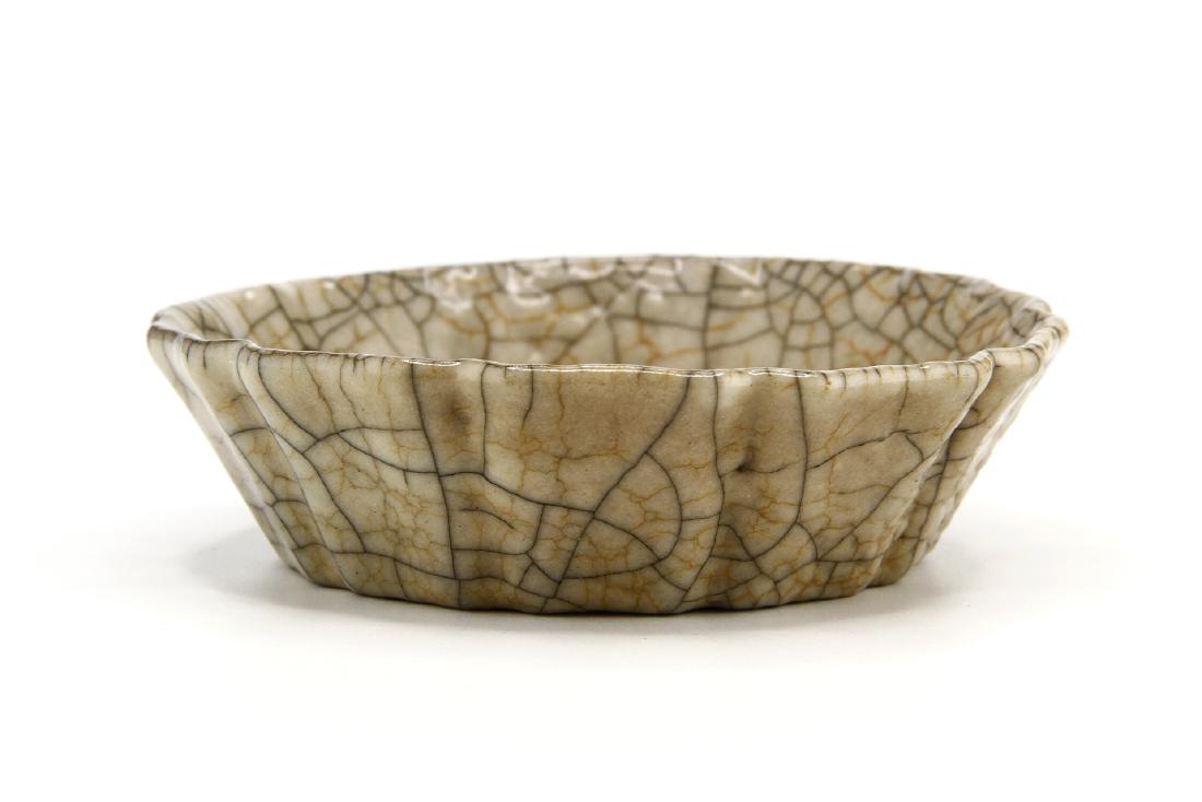 Rare Ko-Type Mallow Shape Brushwasher (1 of 6)