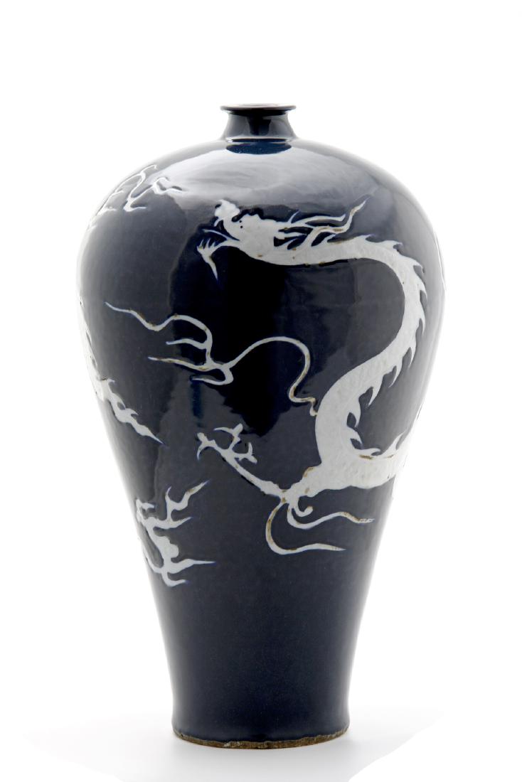 Large Blue Glazed White Reserved Dragon Vase (1 of 20)