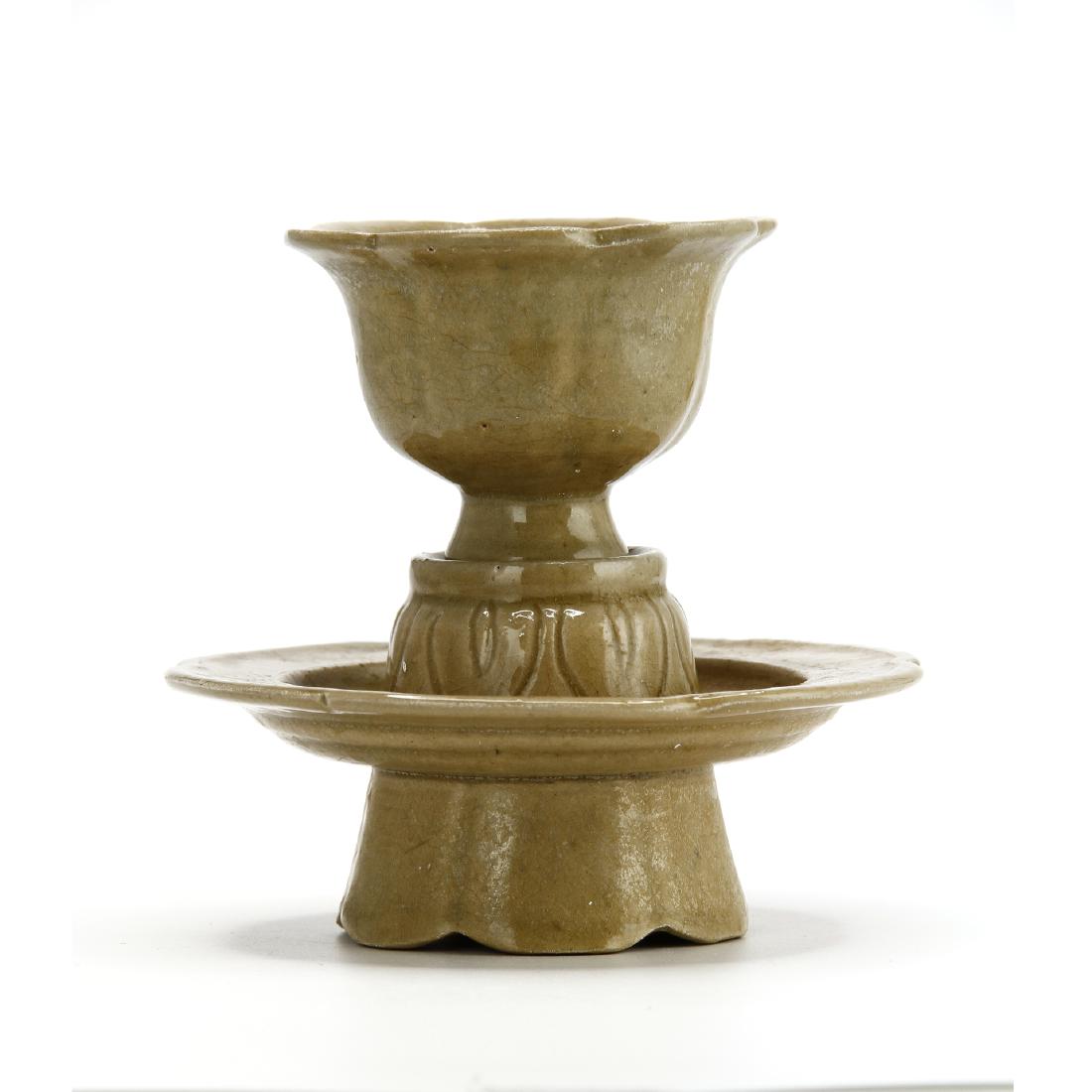 'Yue' Celadon Lobed Cup and Cupstand (1 of 10)