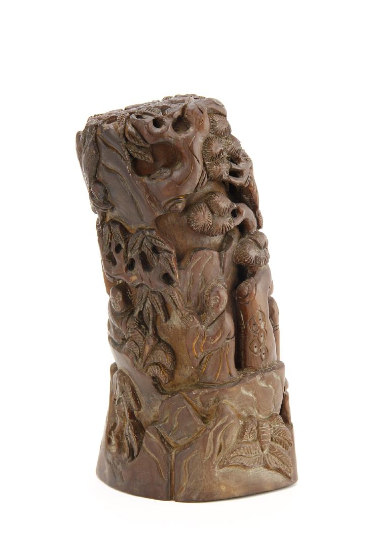 Carved Tree Trunk (1 of 7)