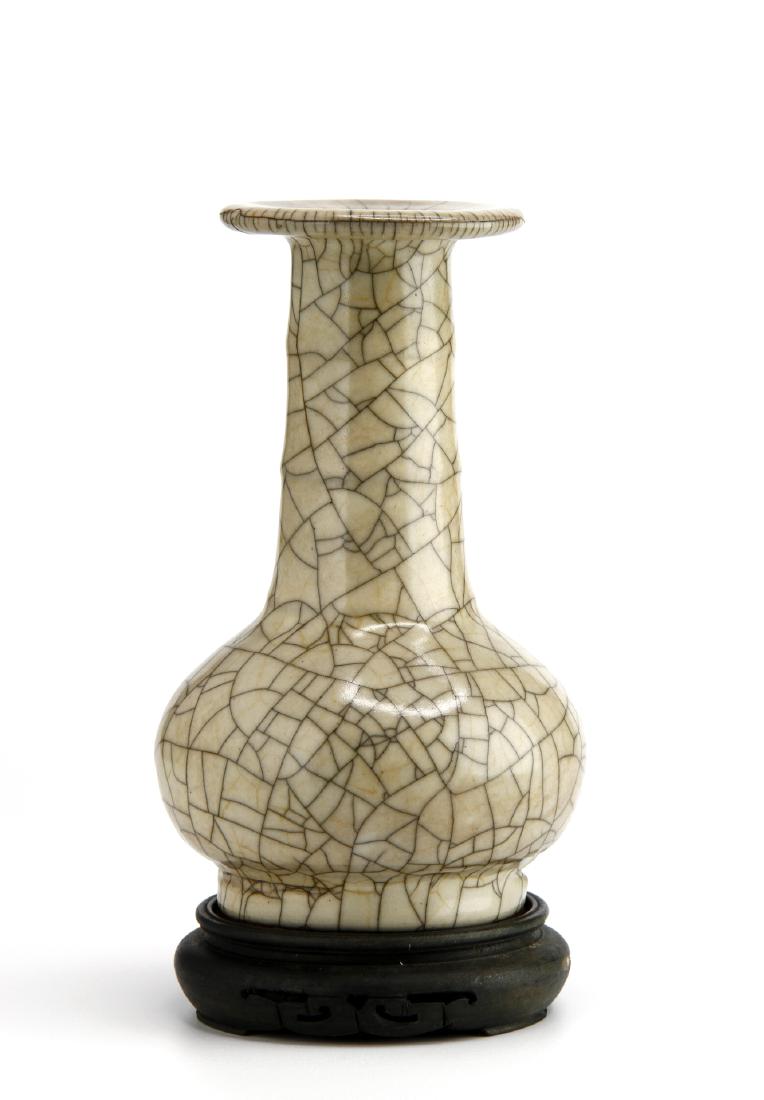 Ko Ware Bottle Vase (1 of 10)