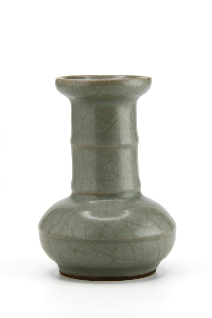 Fine Lungchuan Guan-Type Bottle Vase (1 of 9)