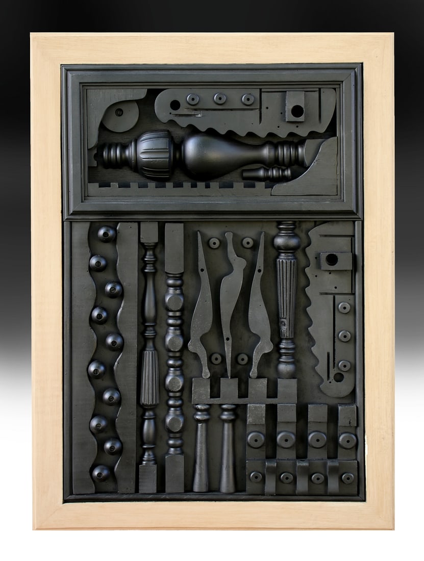 COA LOUISE NEVESLON (1899-1988) AFTER RELIEF / WOOD SCULPTURE MODERN ART MID CENTURY: MASTERFUL WOOD SCULPTURE, ASSEMBLAGE measuring 43 x 31 x 2.5 inches with the frame and 37 x 25.5 x 2.5 without it. Nevelson's signature engraved on the verso and dated 1978.The sculpture is in very go