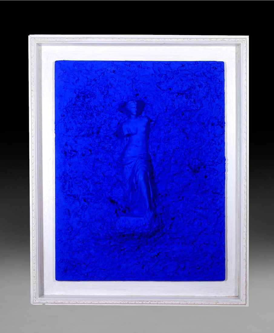 YVES KLEIN (1928-1962) / Armand, Jean Tinguely, Kiki Smith, Niki de Saint Phalle Era: YVES KLEIN (1928-1962) Introducing a striking piece (an actual painting and not a print) Monochrome Blue featuring Venus de Milo statue mix media on board. This captivating work measures 19 x 23 x 5 I