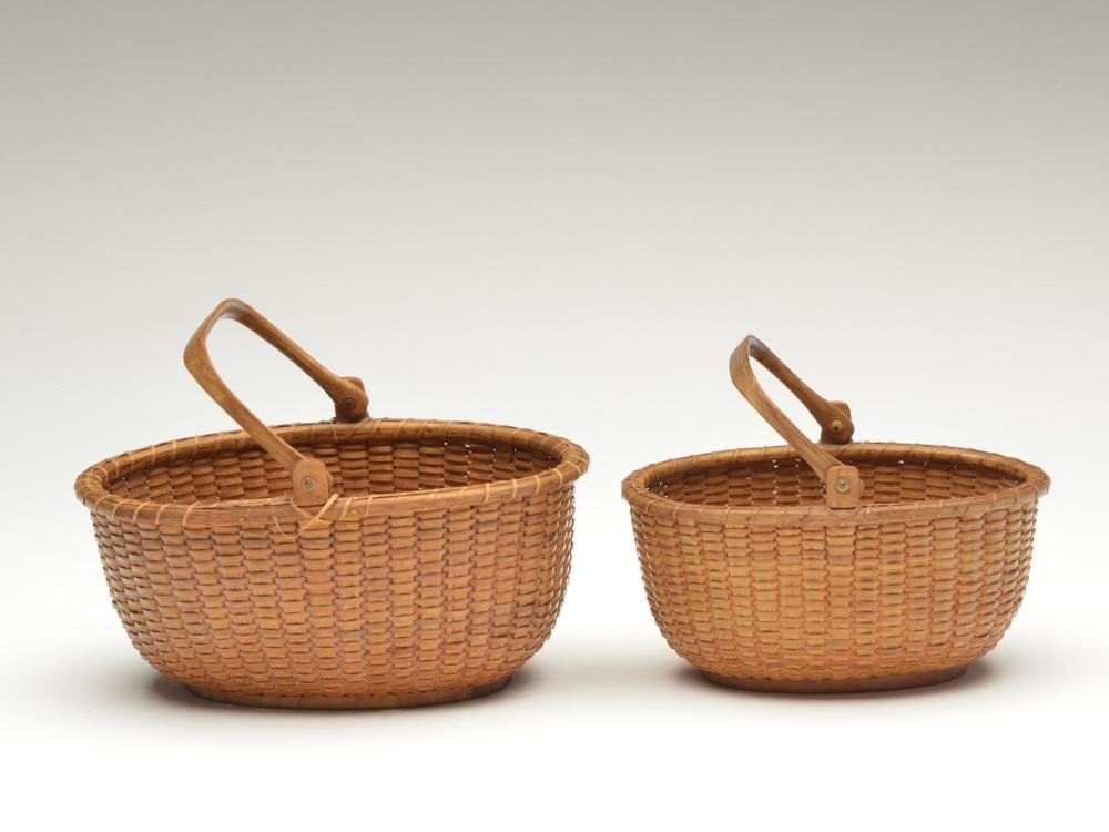 Pair of nesting Nantucket baskets. (1 of 2)