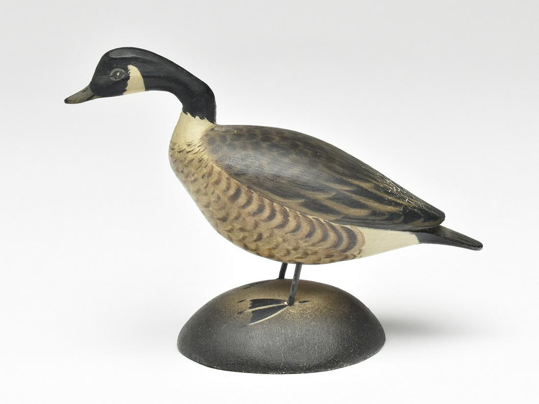 Miniature Canada goose, Elmer Crowell, East Harwich, Massachusetts. (1 of 4)