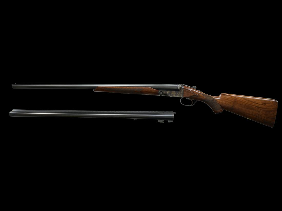 SCARCE PARKER REPRODUCTION 12 GAUGE DHE GRADE STEEL SHOT SPECIAL 2 BARREL SET WITH CASE: SN. 12SS-00045. Made with 2 sets of 28” bbls, both sets with 3” chambers matted concave top rib with small brass front beads. Bbl Set 1 with Imp. cyl./Mod. choke marks on bbl flats. Bbl Se