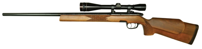 EXCELLENT STEYR MANNLICHER - SL RIFLE WITH SCOPE IN .222 REMINGTON CALIBER.
