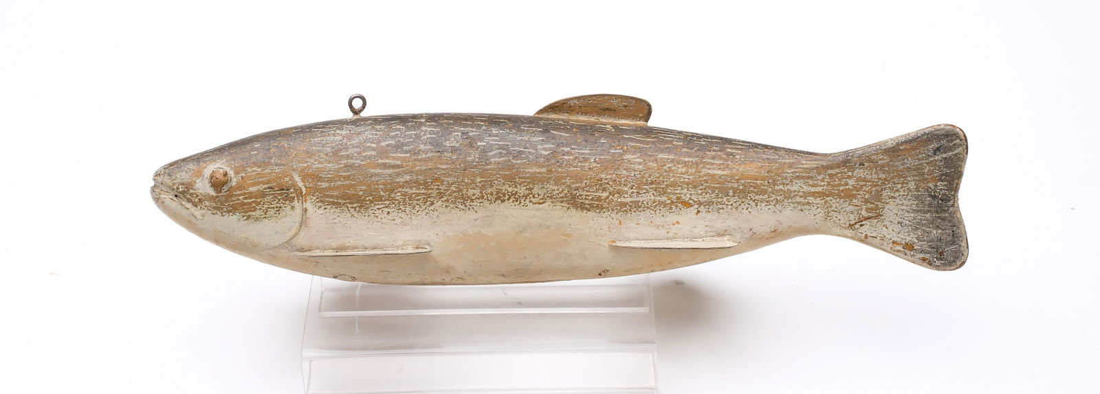 Frank Kuss (1871-1950), Mt. Clemens, Michigan.: Exceptional walleye fish decoy, 1st quarter 20th century. With painted tack eyes, carved gills and mouth. Five metal fins. Measures 11" long. Provenance: Private Michigan collection.