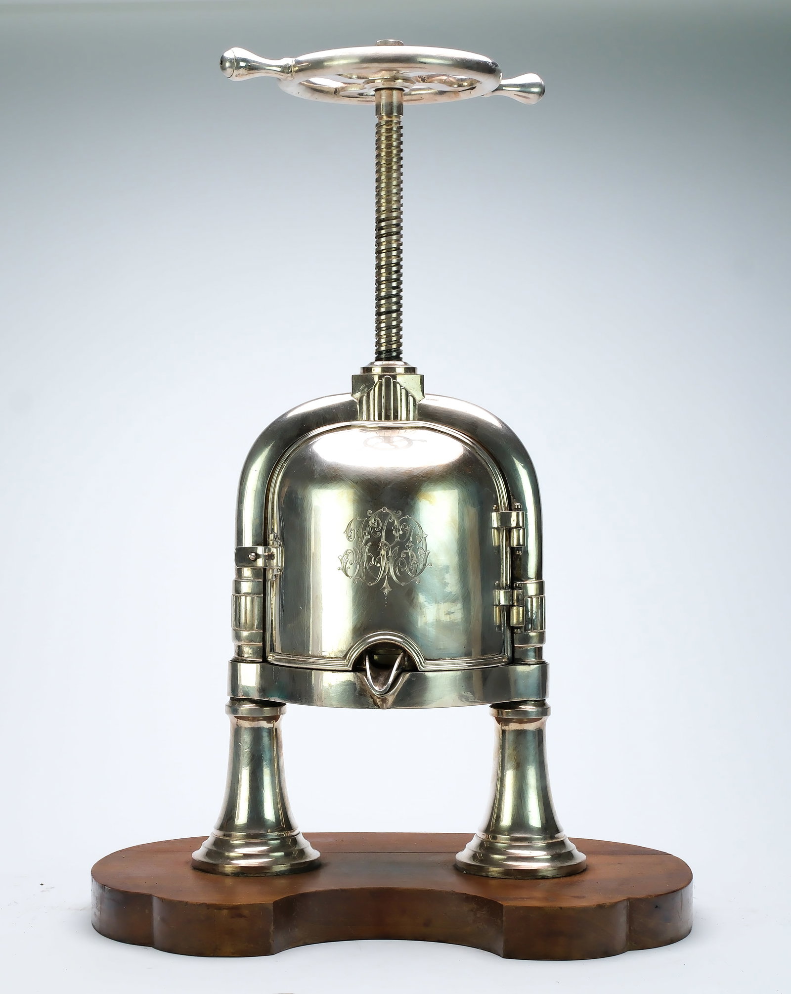 Vintage duck press. (1 of 2)