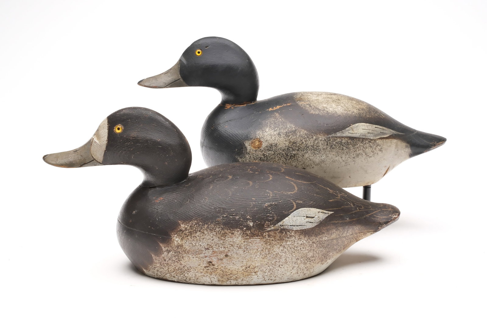Mason Decoy Factory (1889-1924), Detroit, Michigan.: Pair of bluebills. Hollow carved premier grade models. Measure 13.75" long. Provenance: Chris Mackey collection.