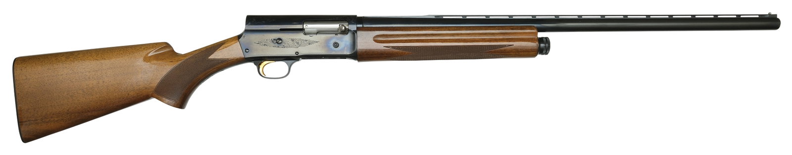 EXCELLENT BROWNING A-5 SWEET SIXTEEN 16 BORE SHOTGUN.: SN. 71S1445. Cal. 16ga. Built with 25-1/2" blued brl that has slightly raised matted ventilated top rib with steel front bead. Usual maker's and proof stamps on left side of brl. Finger groove walnut 