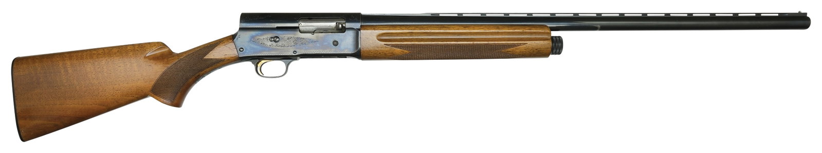 ORIGINAL BROWNING A-5 LIGHT TWELVE.: SN. 68G61977. Cal. 12ga. Built with 27-1/2" blued brl that has slightly raised matted ventilated top rib with steel front bead. Usual maker's and proof stamps on left side of brl. Finger groove walnut