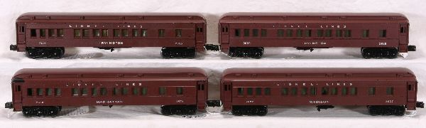 NETTE - 4 LIONEL Madison Cars: 2625 Irvington Pullman; 2627 Madison Pullman; 2628 Manhattan Pullman, 1/2" paint chip on roof corner, there are two bent(not broken) steps, here is an extra 2625 Irvington that you may want to switch