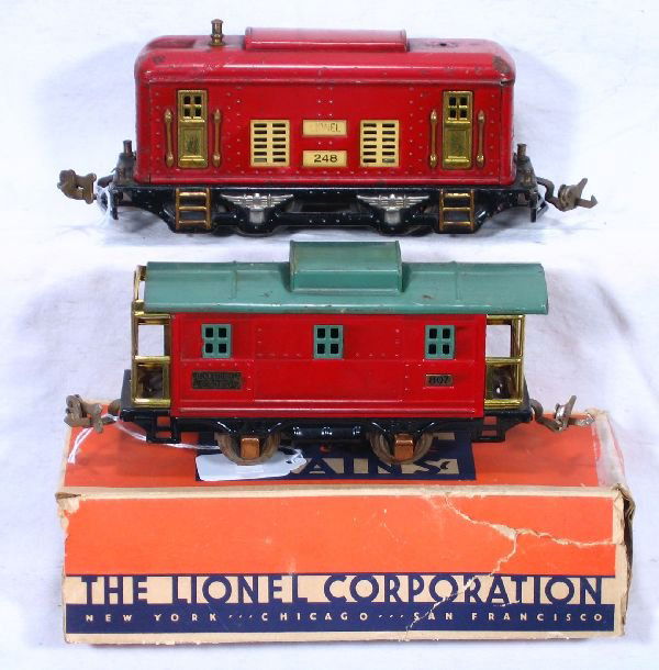NETTE - LIONEL 248 & 807 Pre War Pieces: 248 Loco, wheels fatigued, missing light & pantograph, o/w C-6-(Very Good Minus); 807 Caboose, missing 1 journal, ob rough, C-7(excellent)