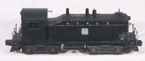 NETTE - Factory Error LIONEL 6220 SF Switcher: Cab HS lettered 1 side only, nice decals, dirty C6+