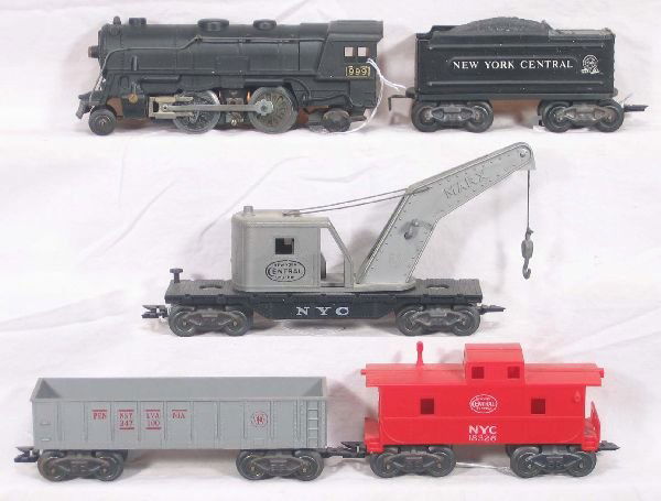 NETTE - Unusual MARX 999 Freight Set: This version of the 999 Has the Marx Logo Stamped on the cab, next to the decal! Decals 90%; Also, NYC Wedge Tender; NYC Crane; PRR Gondola; 18236 NYC Caboose, unusual all on G-Trucks, o/w C7+