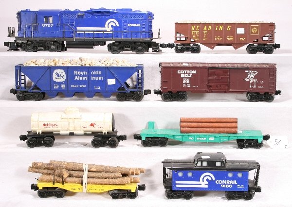 NETTE - 8 Pc. LIONEL Modern Box Lot:: 8757 Conrail GP9 w/7 Freights, C6 SOLD AS-IS