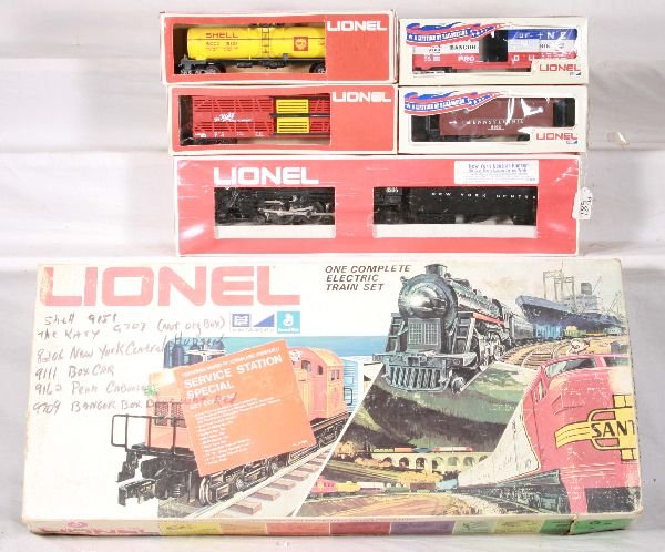 NETTE - Unusual LIONEL /MPC SSS 1250: Just missing 1 car(9111); 8206 Hudson & Tender; 9707 Stock Car; 9151 Shell Tank, ob missing window; 9709 Boxcar; 9162 Caboose, obs, osb w/insert graffiti, C8+