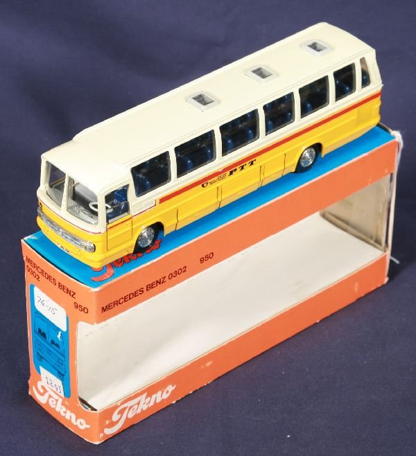 NETTE - Boxed TEKNO Mercedes 0302-950 Bus:: PTT decals on sides, extra decal sheet unused w/dog-ears, ob is C7+, bus C10
